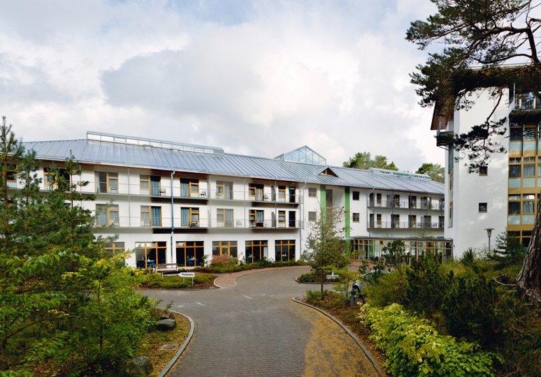 mediclin dünenwald_klinik_Panorama_2010(6090 web).jpg