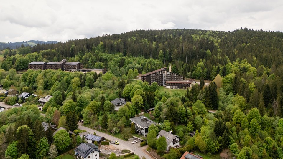 Panoramabild_Rehazentrum_Frühling.jpg